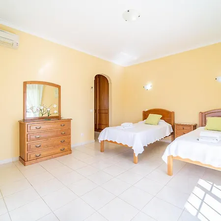Filomena Golf Paradise * Guia (Faro)